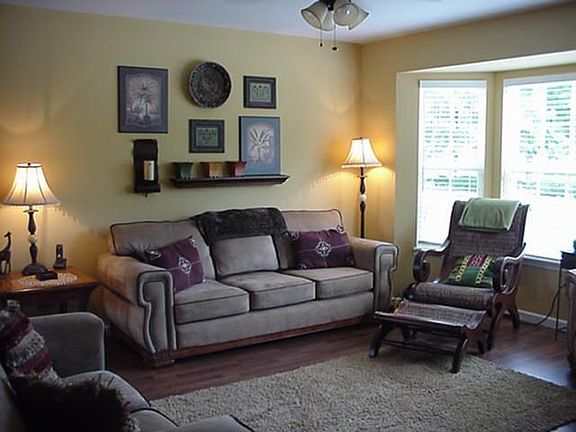 2nd image of 317 Reighley Pl