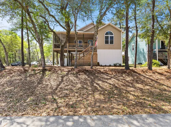 1701 W Oak Island Drive, Oak Island, NC 28465