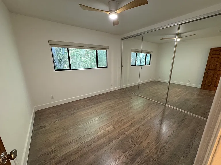 6345 Primrose Ave #10 — Photo 30