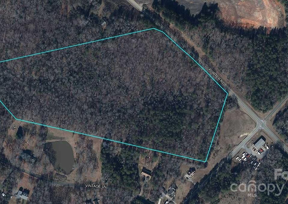 2nd image of 4 Porter Rd