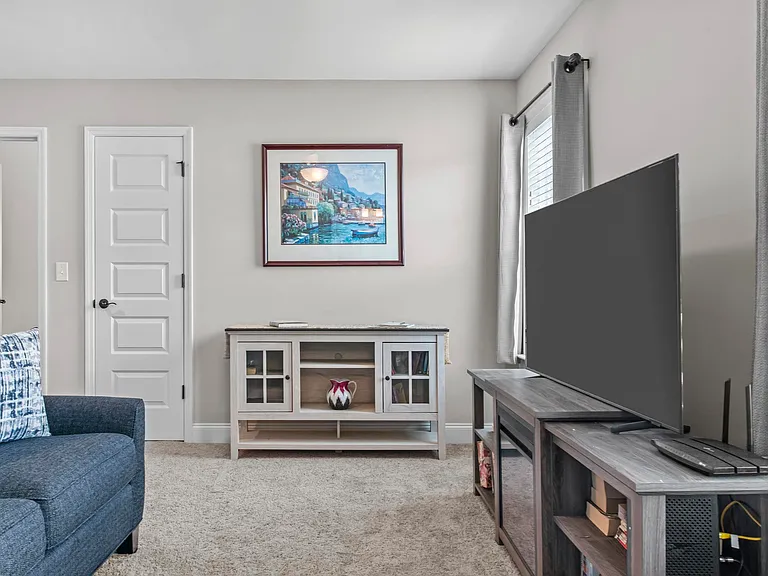 1540 Carriage Ridge Dr — Photo 37