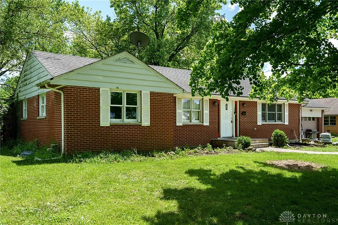 309 Summit St photo 1