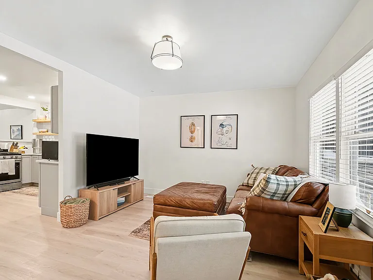 52410 Filbert Rd — Photo 10