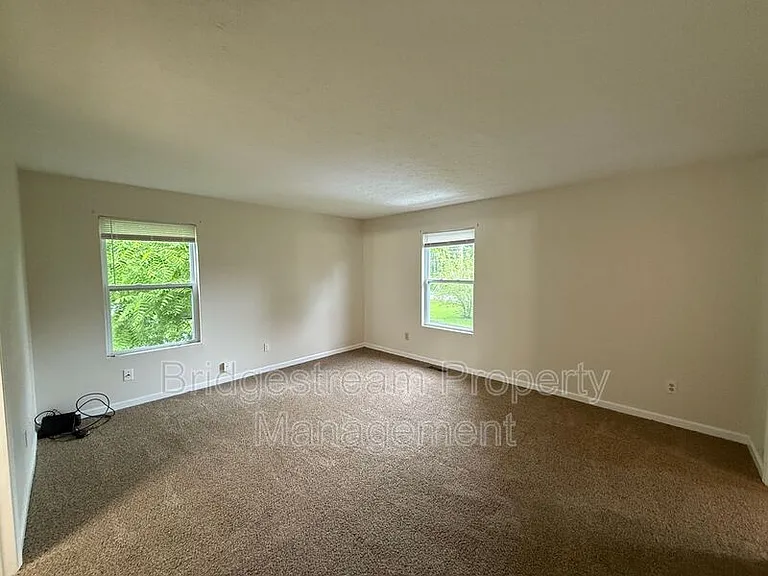 4500 Elliot Ave — Photo 4