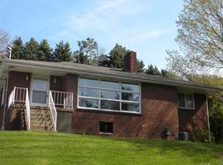 1021 Pine Run Rd, Apollo, PA 15613