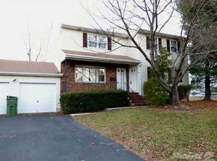 4 Jill Ct, Edison, NJ 08817