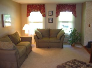 1091 Towner Dr, Bolingbrook, IL 60440