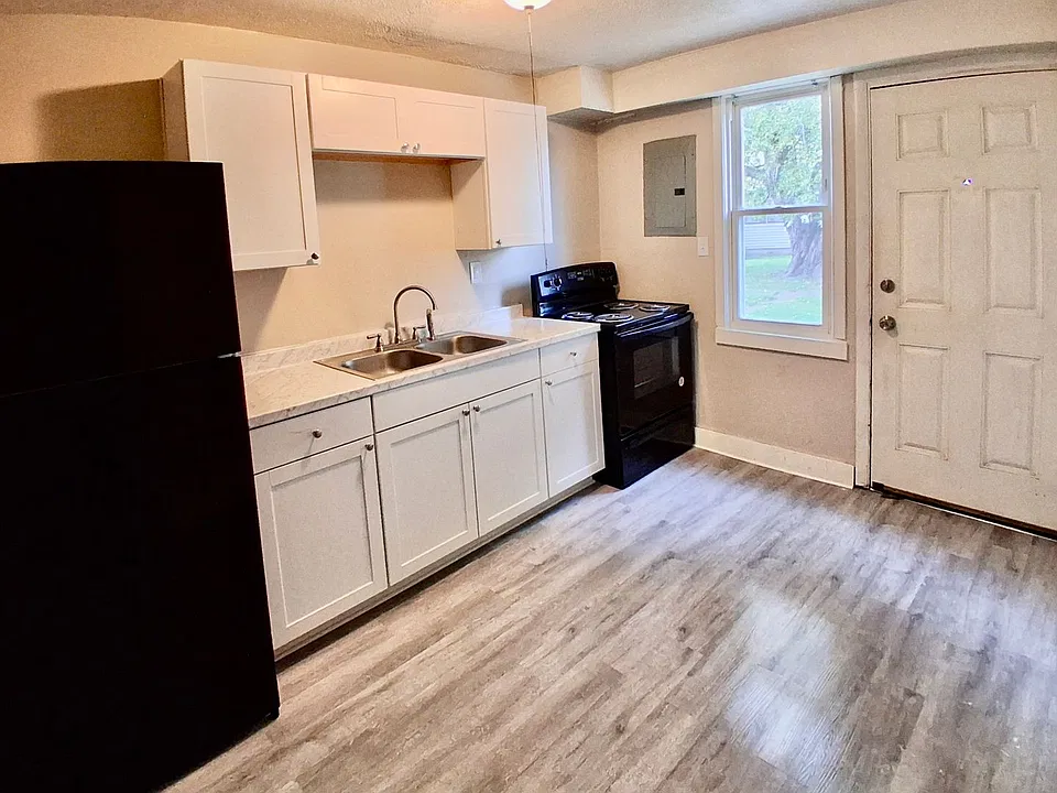 65-75 Sheridan-Parkside Drive