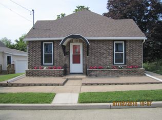 1155 Oak St, Dubuque, IA 52003