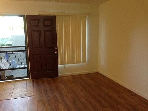 2nd image of 3517 Kansas St