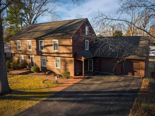 1804 Julianne Dr, Marion, IL 62959
