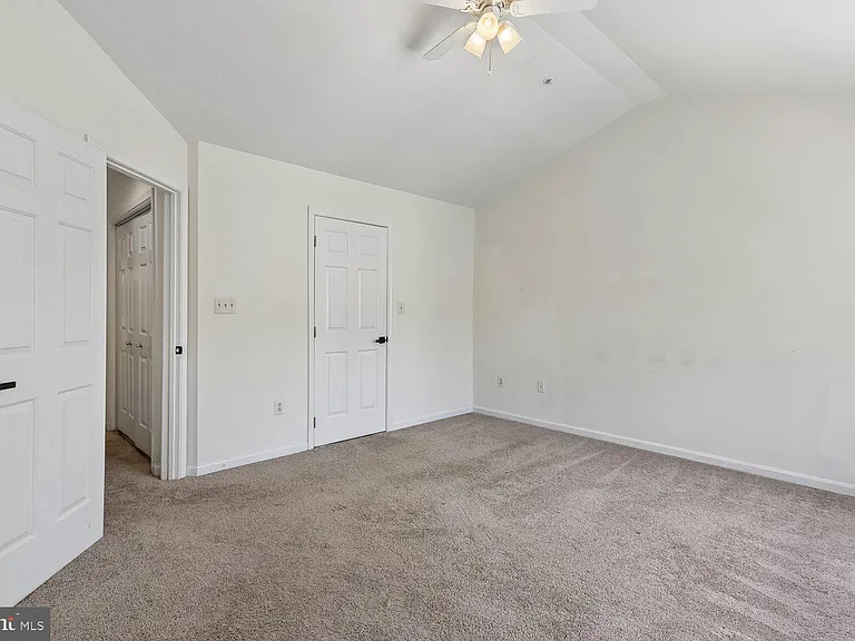 46 Waddington Ln — Photo 33