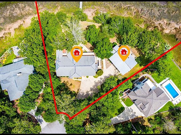 2nd image of 800 Elizabeth Drive