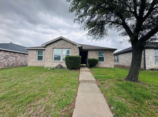 2463 Marimont Ln, Lancaster, TX 75134