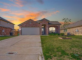 9416 Cold Springs Dr, Waco, TX 76708
