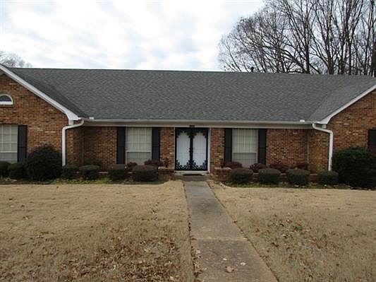 1st image of 2585 Bartlett Blvd