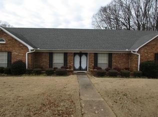 2585 Bartlett Blvd, Bartlett, TN 38134