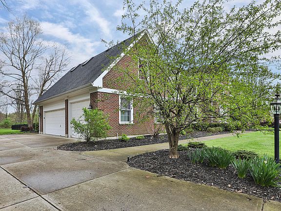 3rd image of 7175 Fox Lake Dr