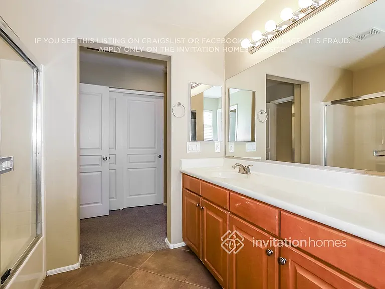 451 S Hawes Rd #13 — Photo 13