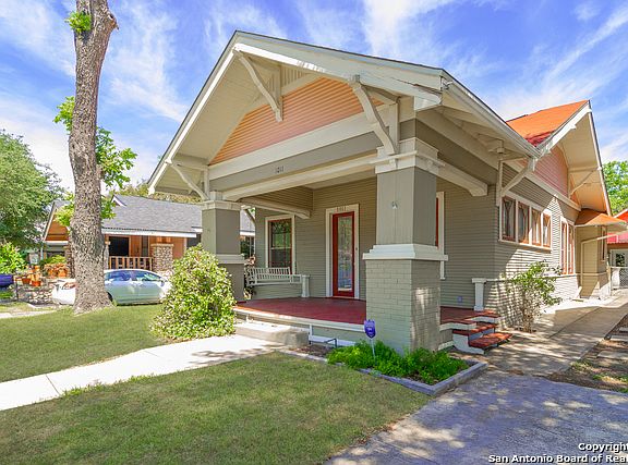 2nd image of 1011 W Craig Pl