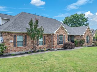 12211 Saint Patricks Dr, Forney, TX 75126