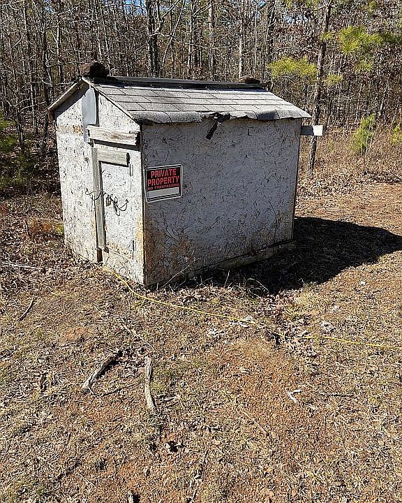 2nd image of 310 Crestwood Rd