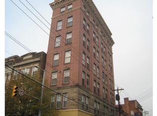 387 High St APT 4, Morgantown, WV 26505