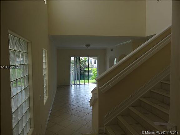 3rd image of 11621 NE 31st Ave