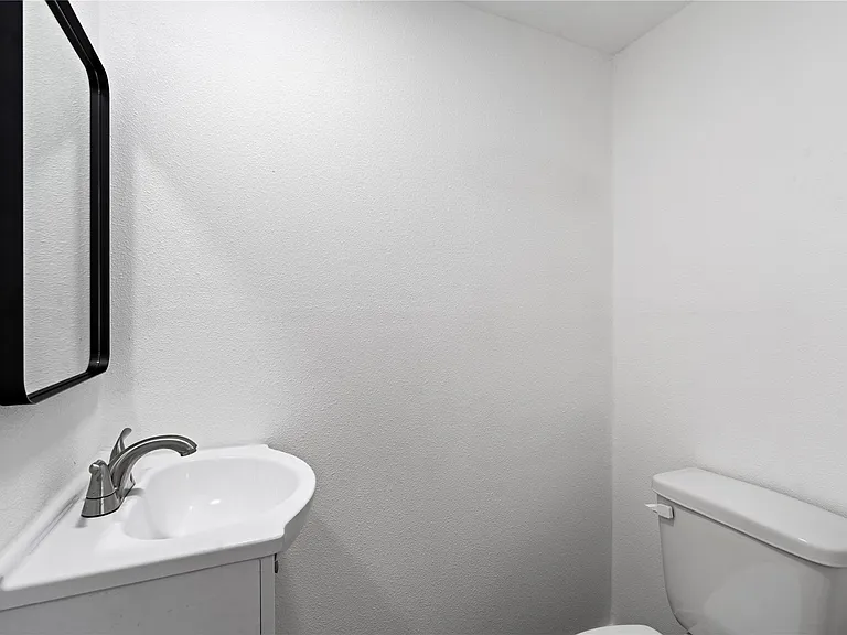5023 Redstart St — Photo 23