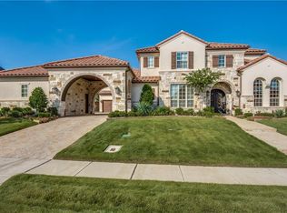 652 Scenic Dr, Irving, TX 75039