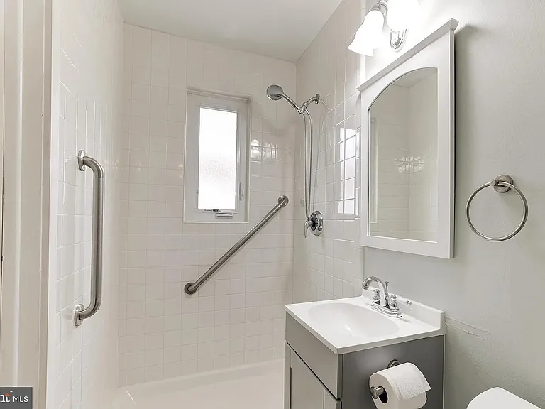 15010 Ulderic Dr — Photo 13