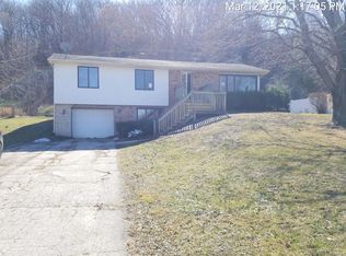 4314 Meadowlark Ln, La Crosse, WI 54601