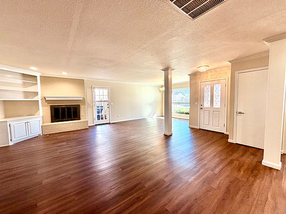 4th image of 12007 Shady Trail Ln #12007