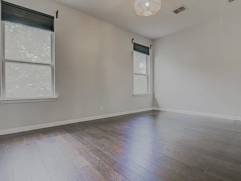 7337 Menchaca Rd #22 — Photo 19