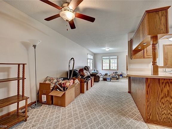 4th image of 960B McDonald Dr NE