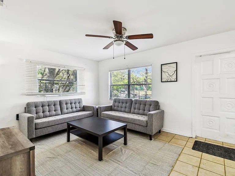 10103 N Lantana Ave — Photo 17