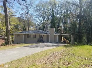 2592 Riggs Dr, East Pt, GA 30344