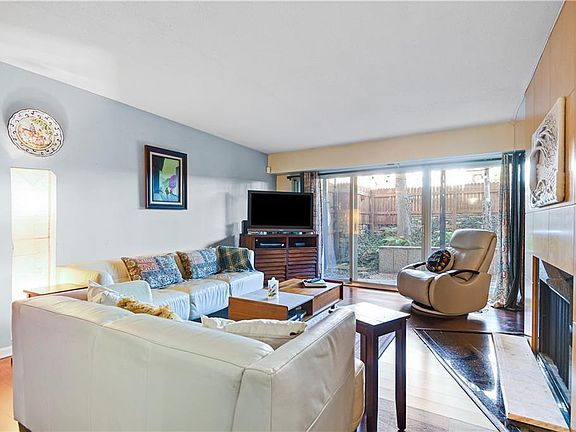 4th image of 4505 Headwood Dr APT 2