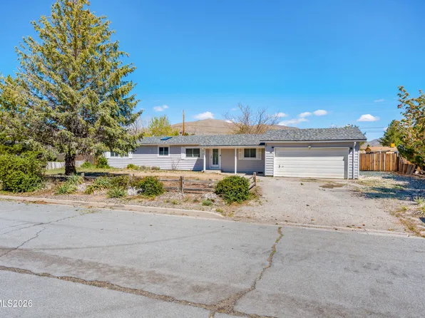 17505 Fantail St, Reno, NV 89508