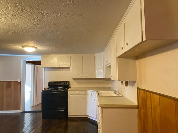 Lot of cabinet space