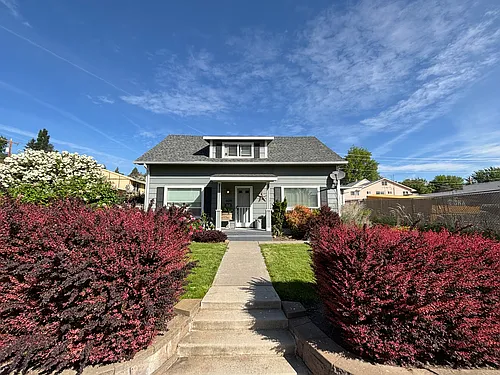 Deschutes Ave Photo 1