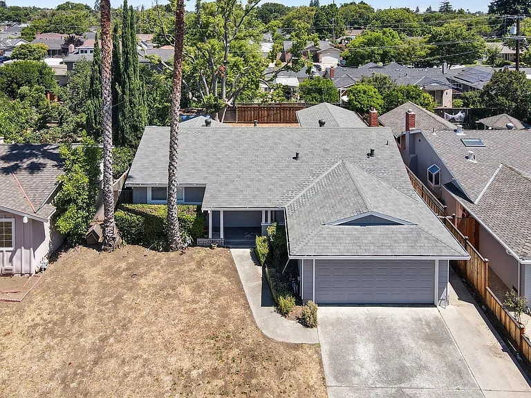 4483 Alex Dr — Photo 6