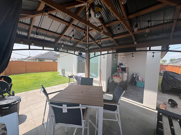 2700 E Comal Rd — Photo 18