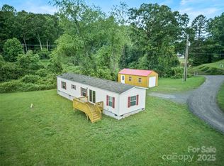 38 Kemp Rd, Pisgah Forest, NC 28768