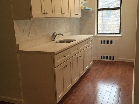 2nd image of 245 Hawthorne St APT C9