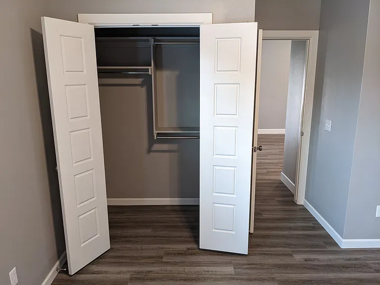 Spare Bedroom 3 / Home Office