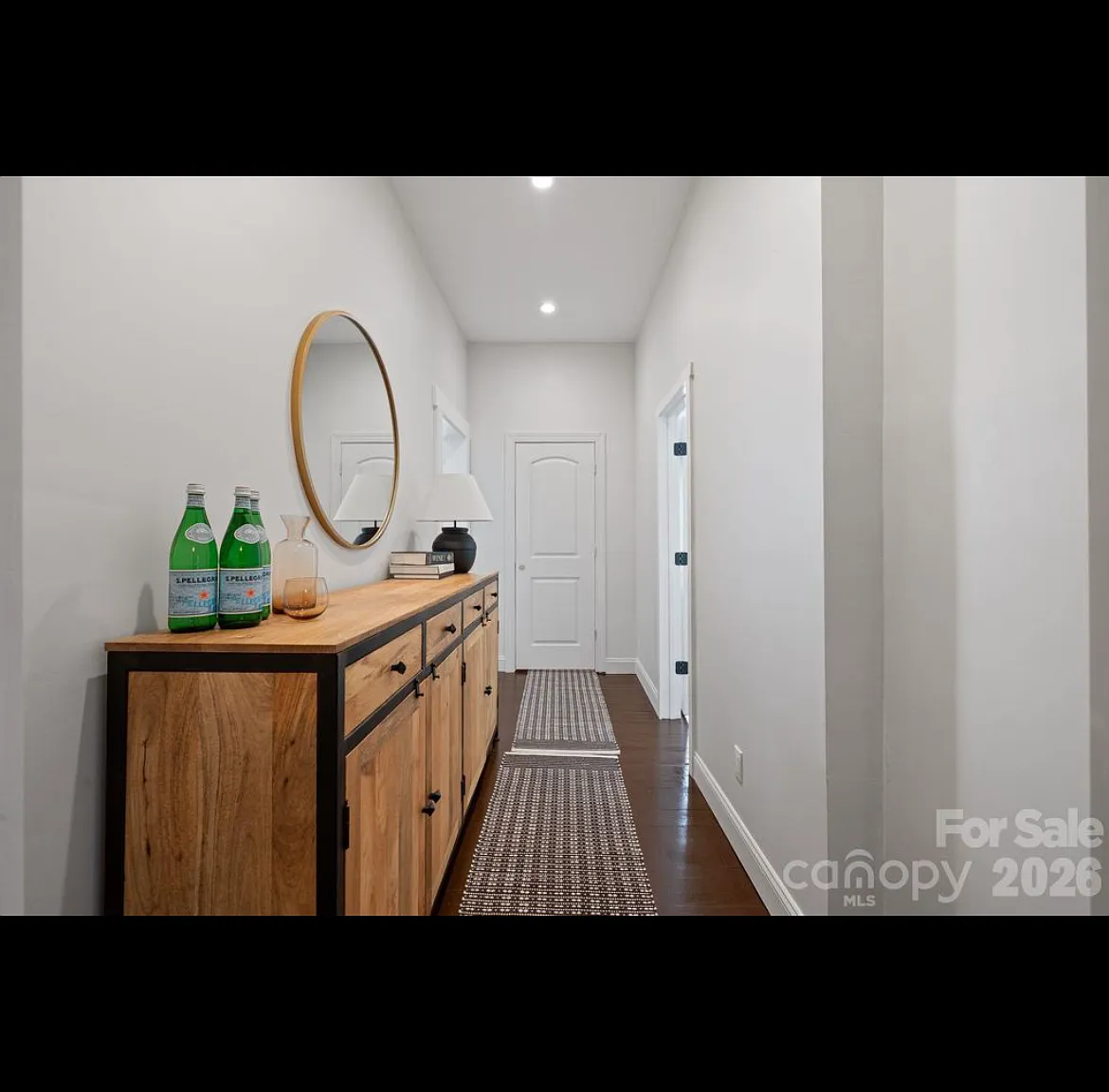 2 bed, 1086 sqft, $1,450 — Photo 2