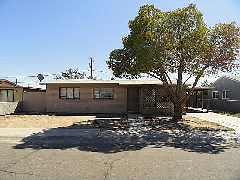1st image of 909 E La Mesa St