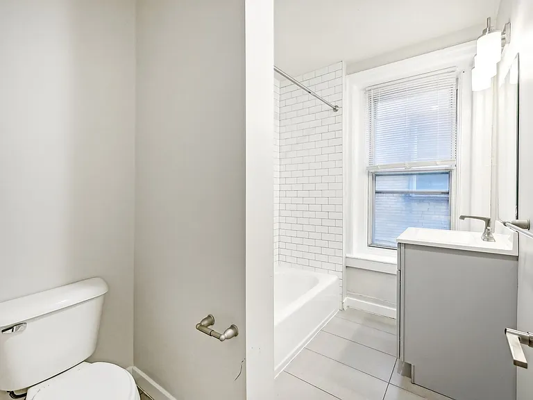 The Netherlands Apartments — Photo 12