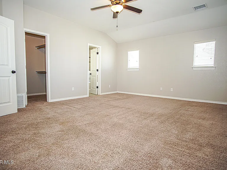 13482 Bradford St — Photo 24